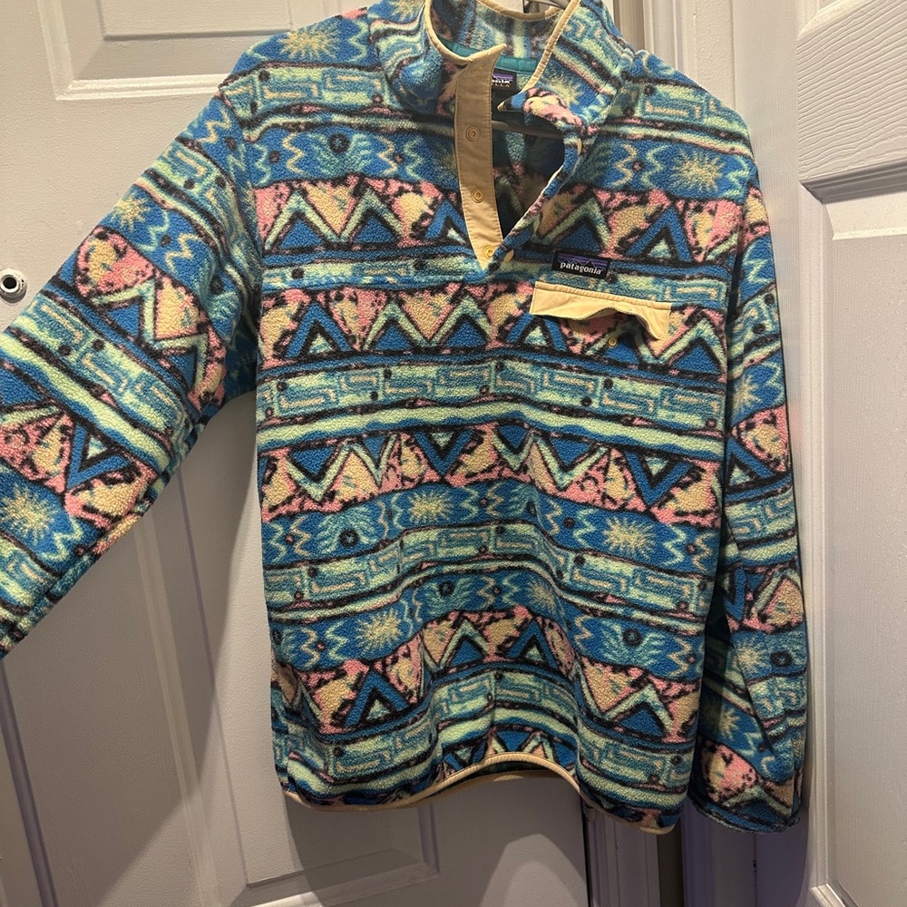 Patagonia saychelles high hopes geo salamander pullover